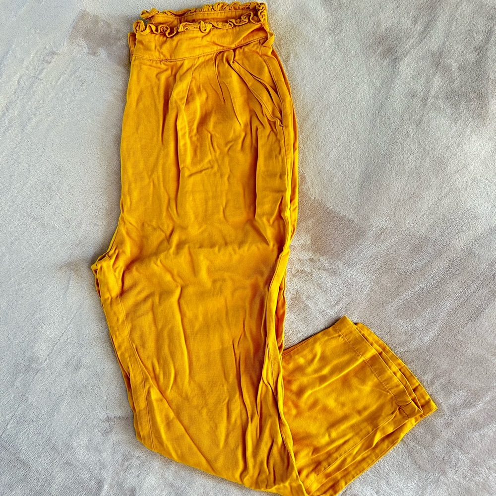 Women’s pants Size M Mustard yellow